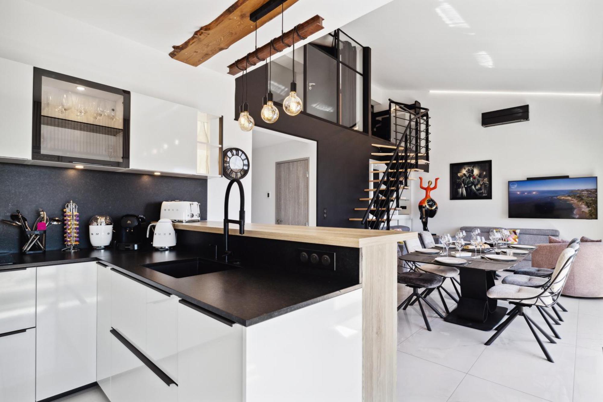 Duplex Villa Les Pins 89M2 Et Terrasse 30M2 Antibes Esterno foto